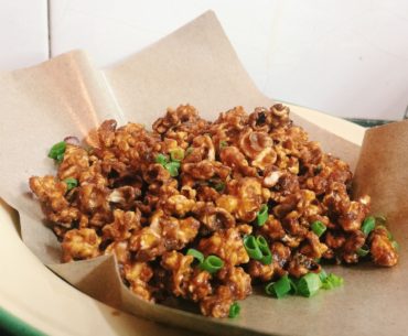 Sriracha Caramel Popcorn - The Prawn Star