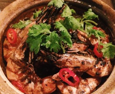 King Prawns on Vermicelli Claypot - The Prawn Star