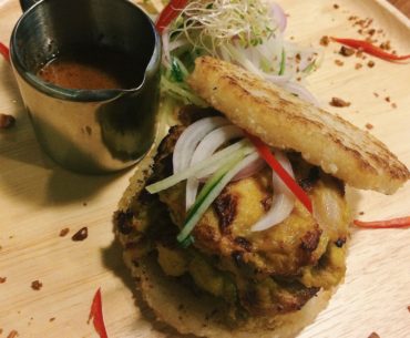 Satay Burger - The Quarters