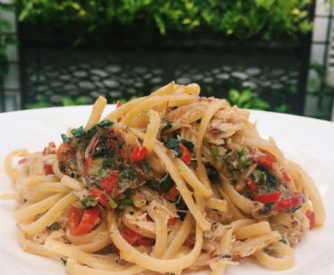 Crab Aglio Olio - Canopy Garden Bar