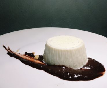 Prosecco Panna Cotta - In ITALY