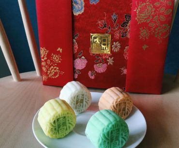 Snow Skin Mooncakes - Li Bai Cantonese Restaurant