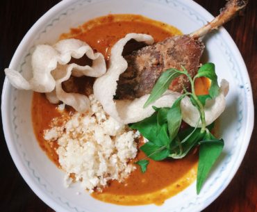 Crispy Duck Curry - Ding Dong