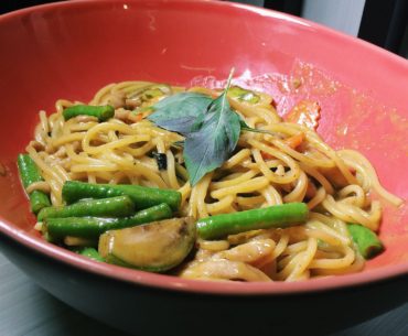 "Pasta X Chicken X Green Curry = ??" - Som Tam