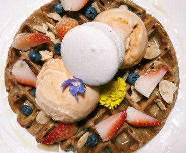 Thai Milk Tea & Earl Grey Waffle - Les Patisseries