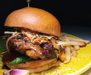 Ayam Bakar Burger - Black Nut