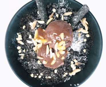 Creamy Cookies Pleasure Bingsu - Icebox Cafe