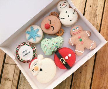 Christmas 2015 Macarons and Cakes - Bonheur Patisserie