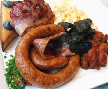 Full English Breakfast - Claude's