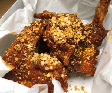 Molten Wings - The RawR Kitchen