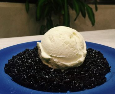 Green Curry Gelato with Sticky Rice - Gin Khao