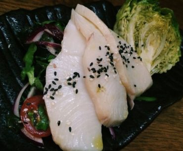 Wakame & Romaine Salad - Open Door Policy