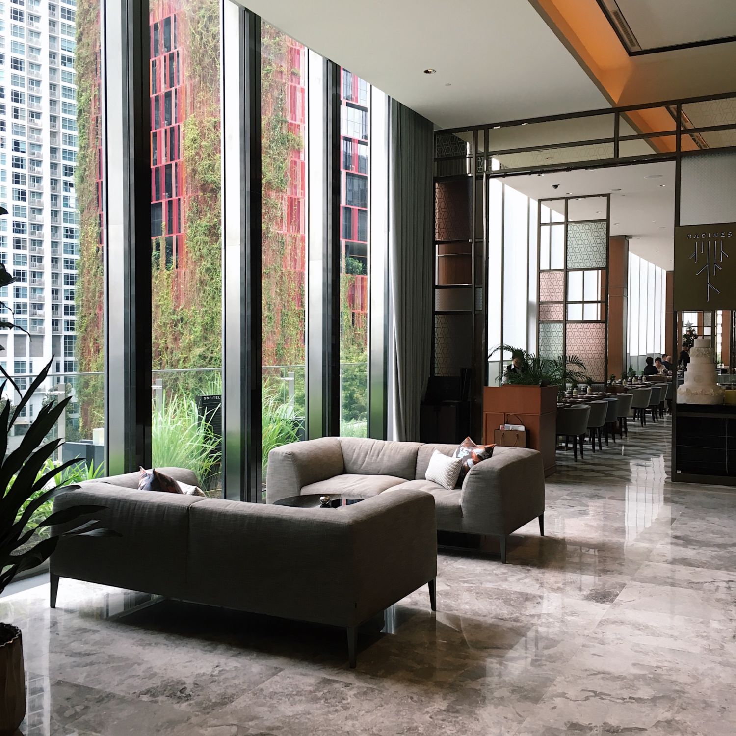Sofitel Singapore City Centre - Luxury Room
