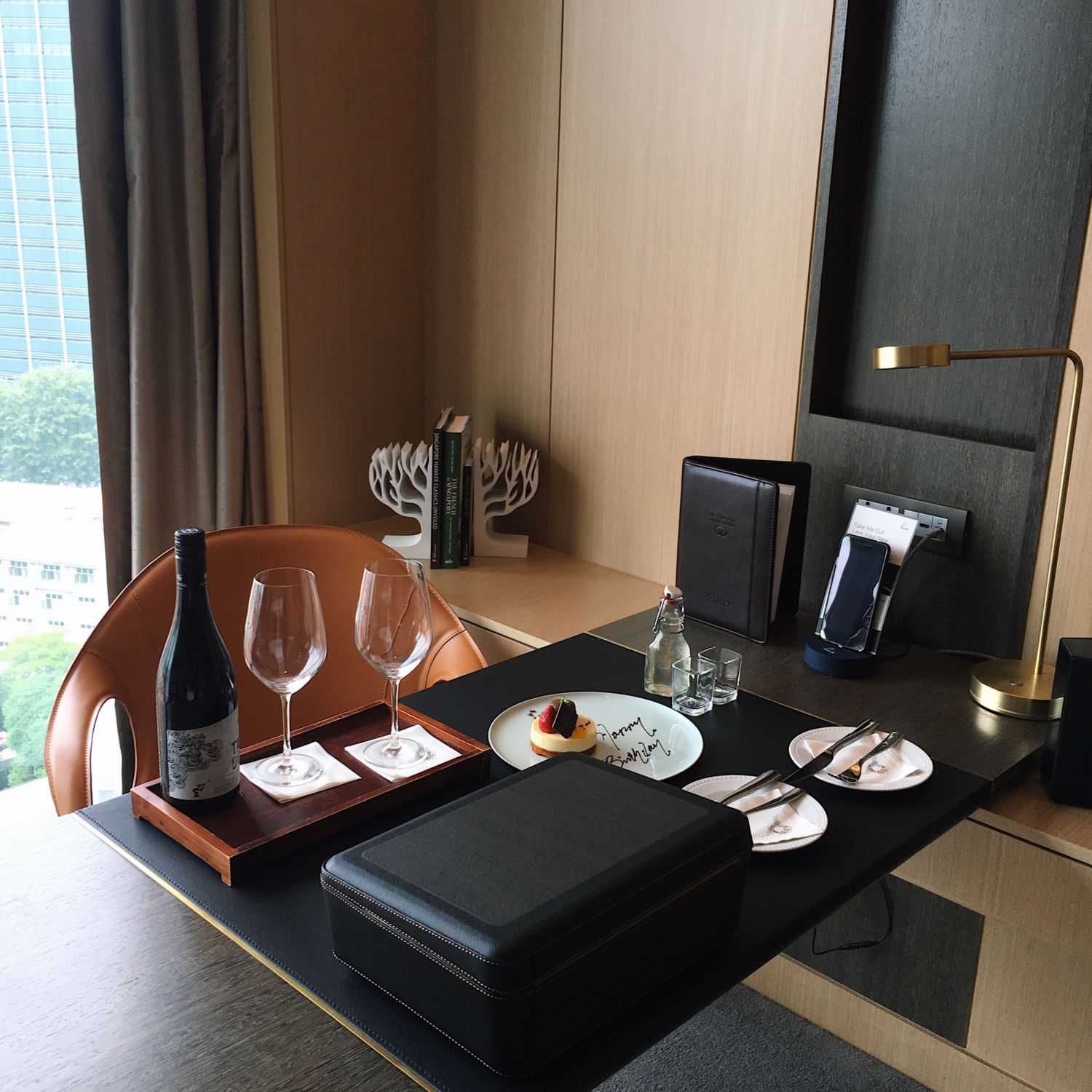 Sofitel Singapore City Centre - Luxury Room