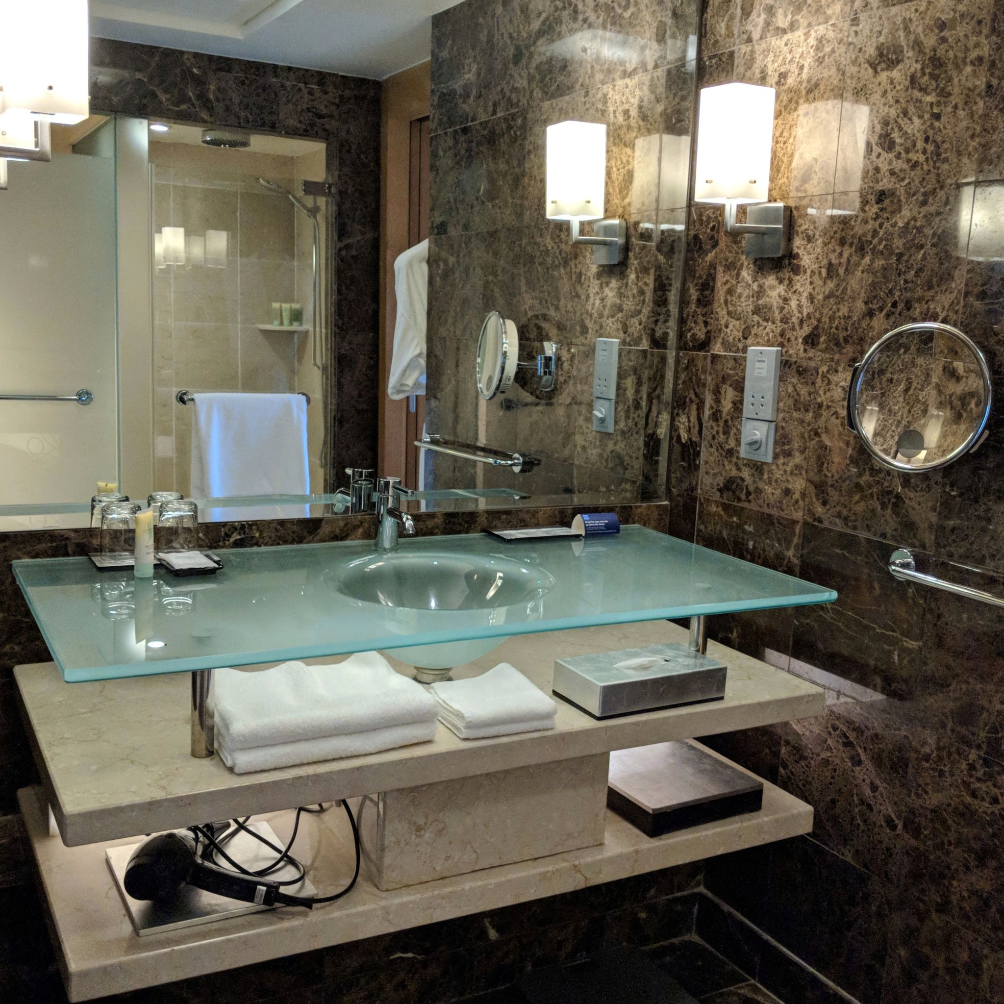 grand hyatt singapore king club room bathroom