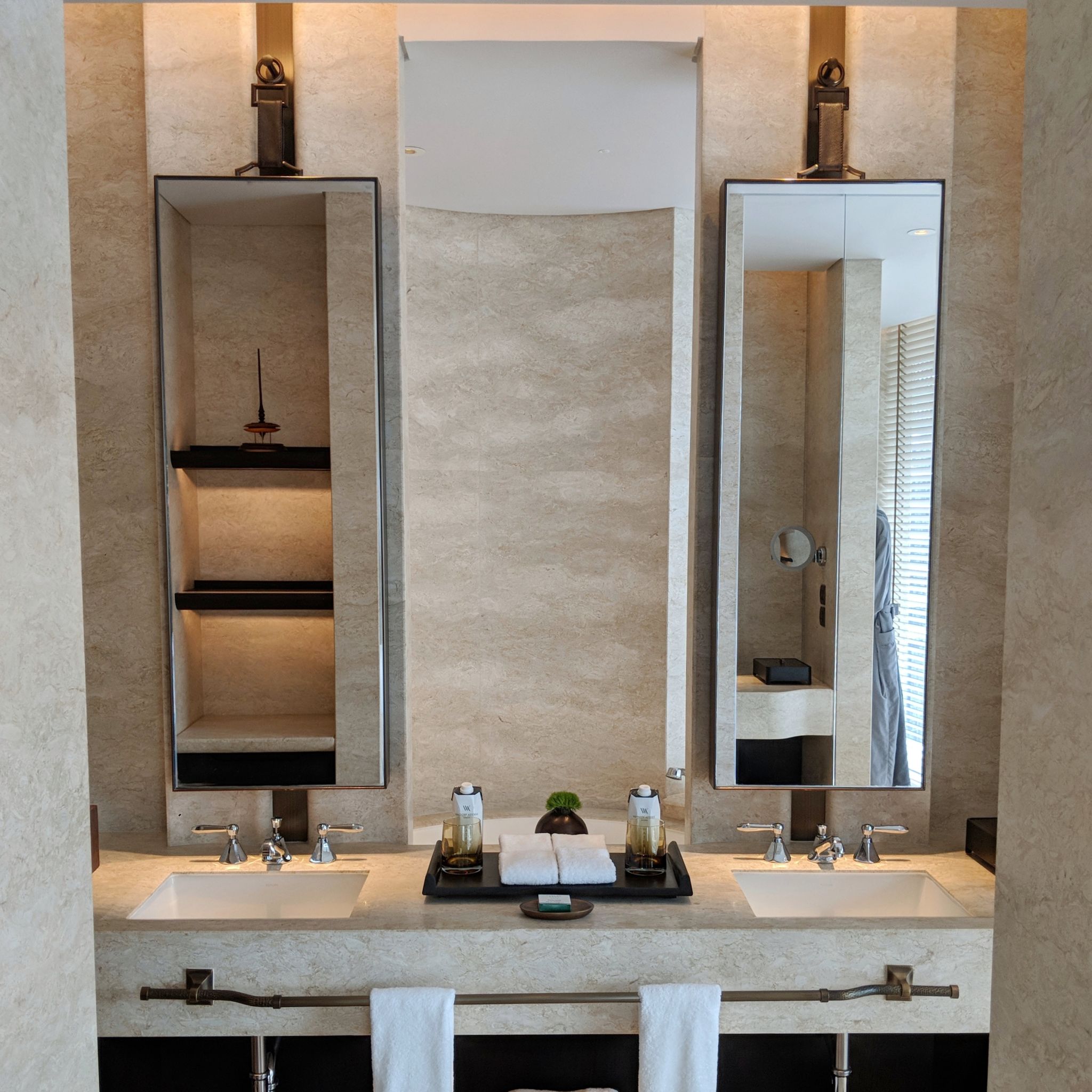 waldorf astoria bangkok king deluxe suite bathroom