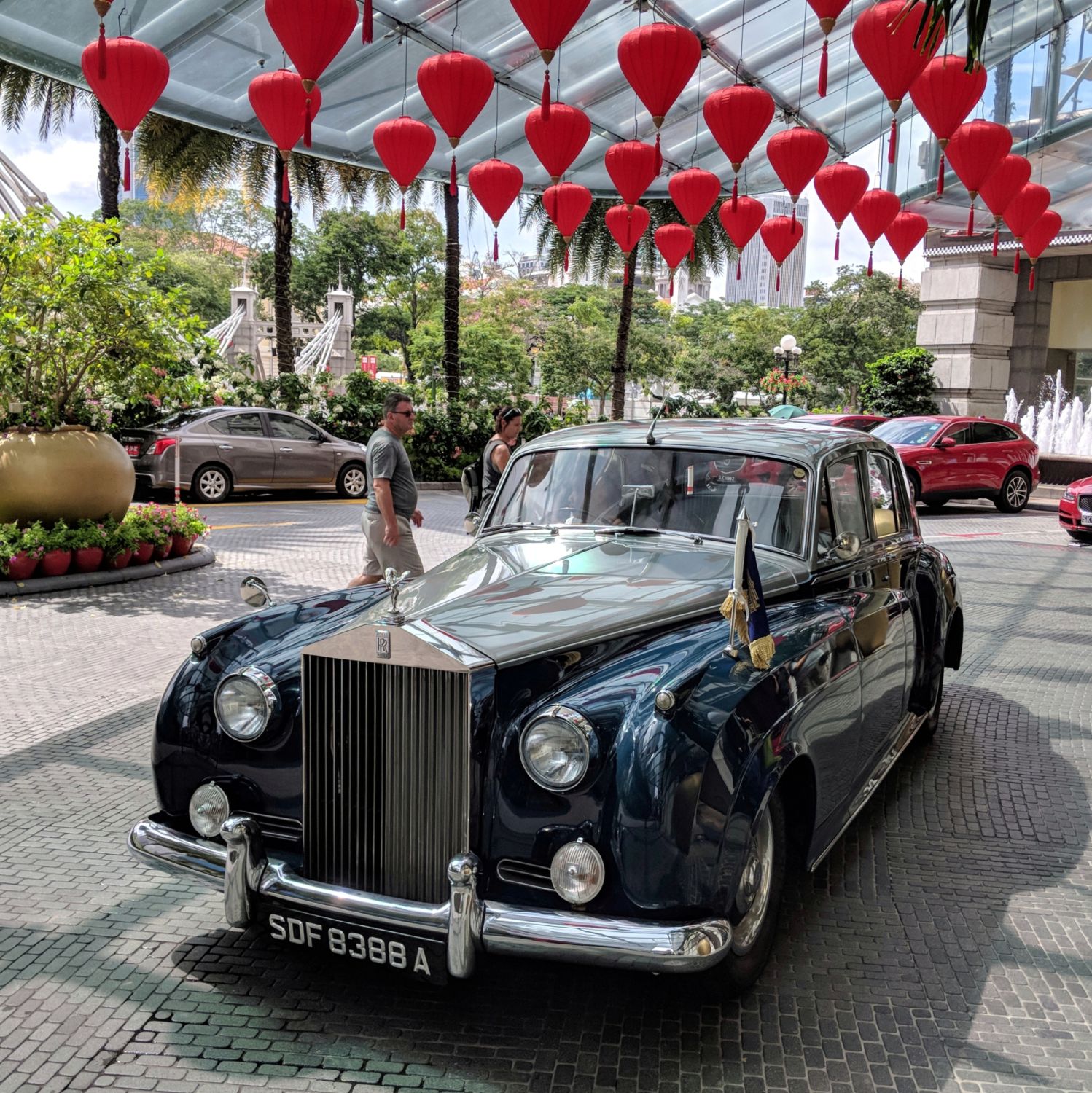 the fullerton hotel singapore transfer vintage rolls royce