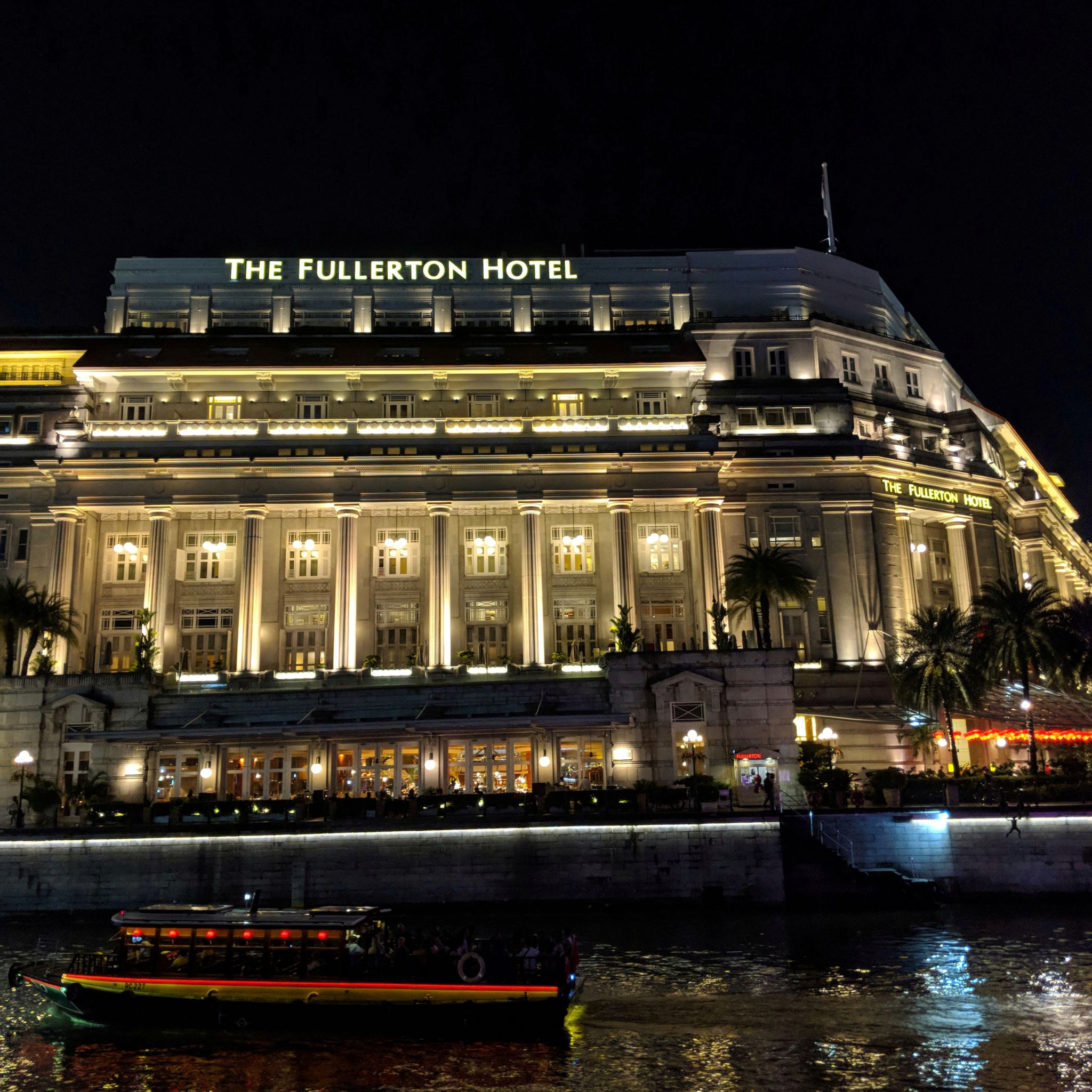 the fullerton hotel singapore singapore river