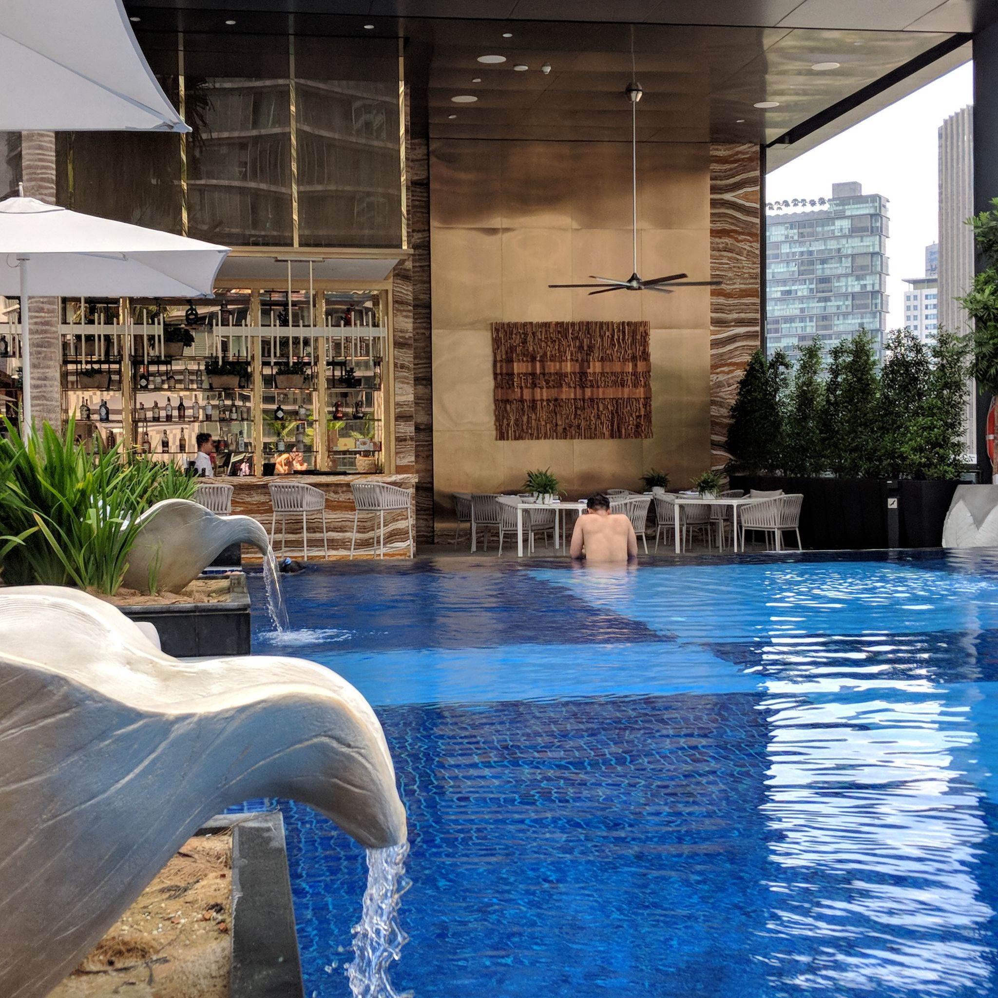 Hotel Review: Four Seasons Kuala Lumpur (Park-View Junior Suite - Gym With Swimming Pool Kuala Lumpur
