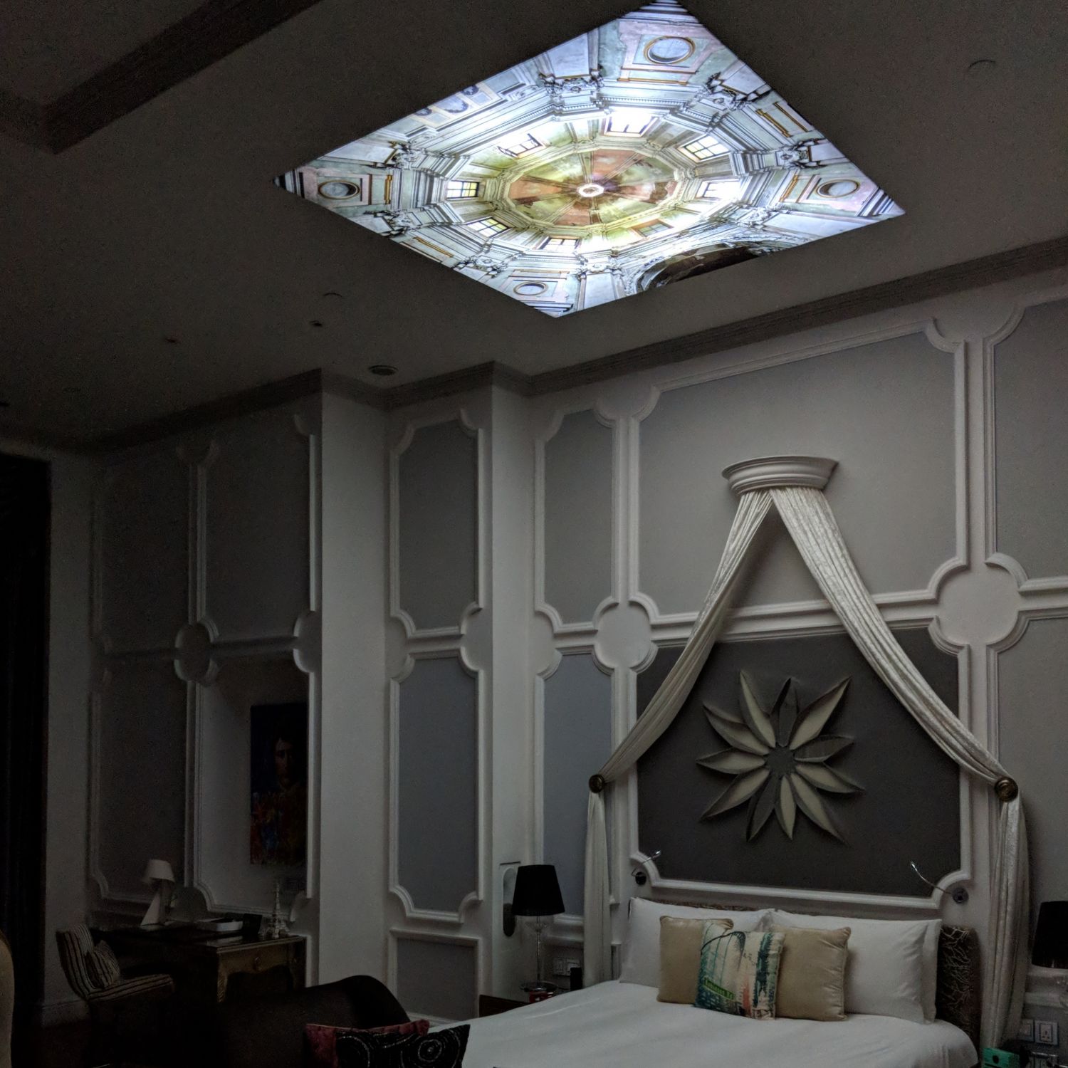 so sofitel singapore so vip suite bedroom