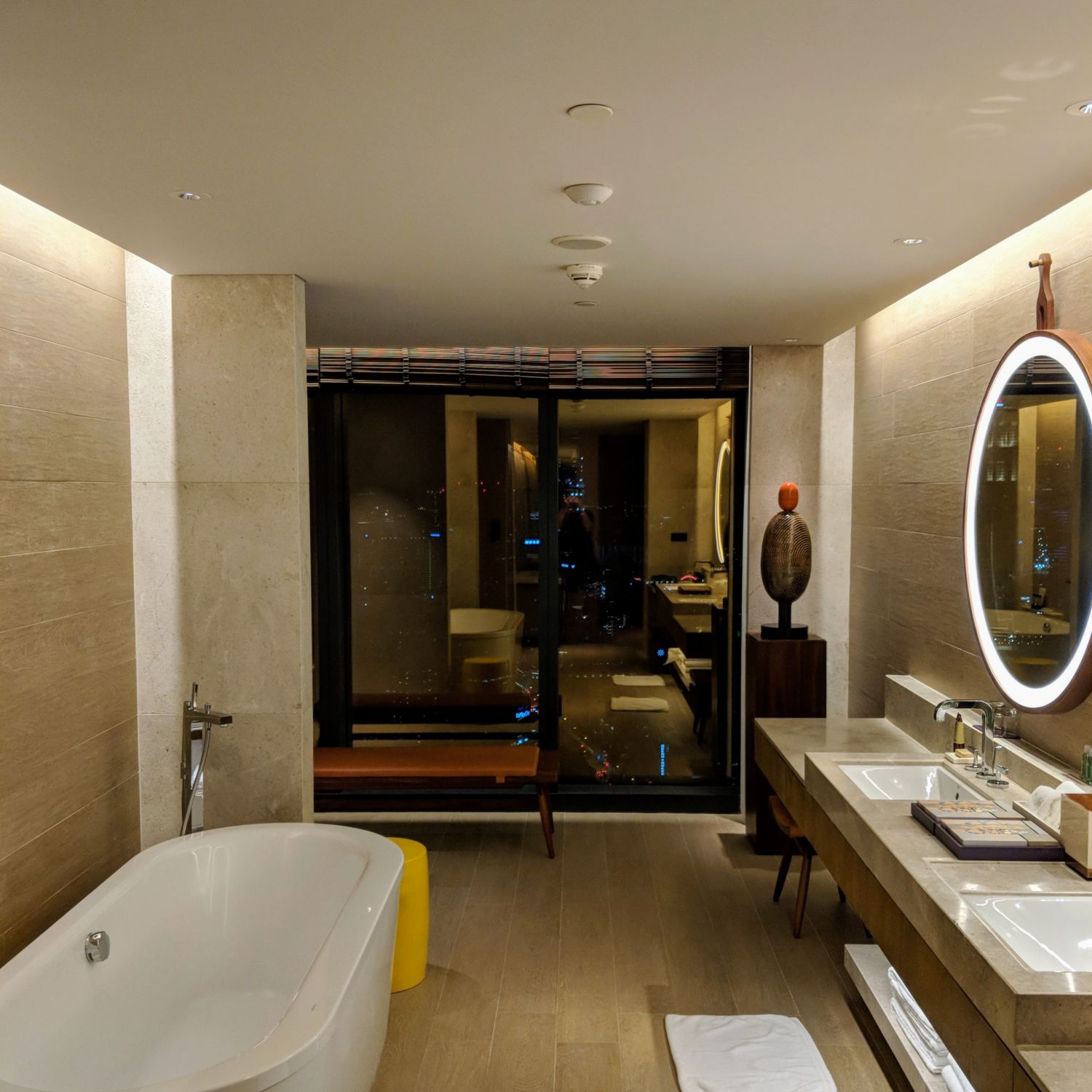 andaz singapore Andaz Large Suite King bathroom