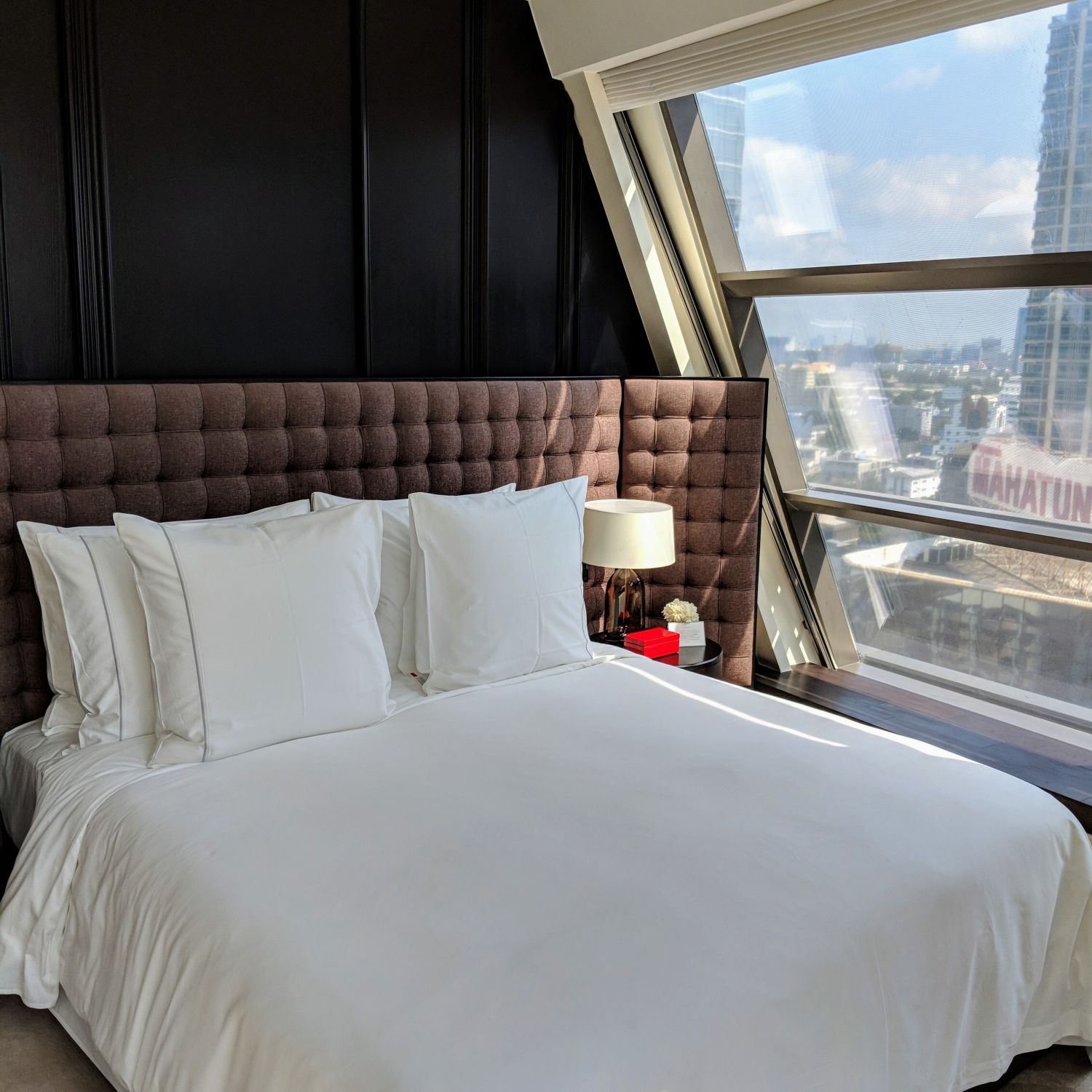 Rosewood Bangkok manor suite bedroom