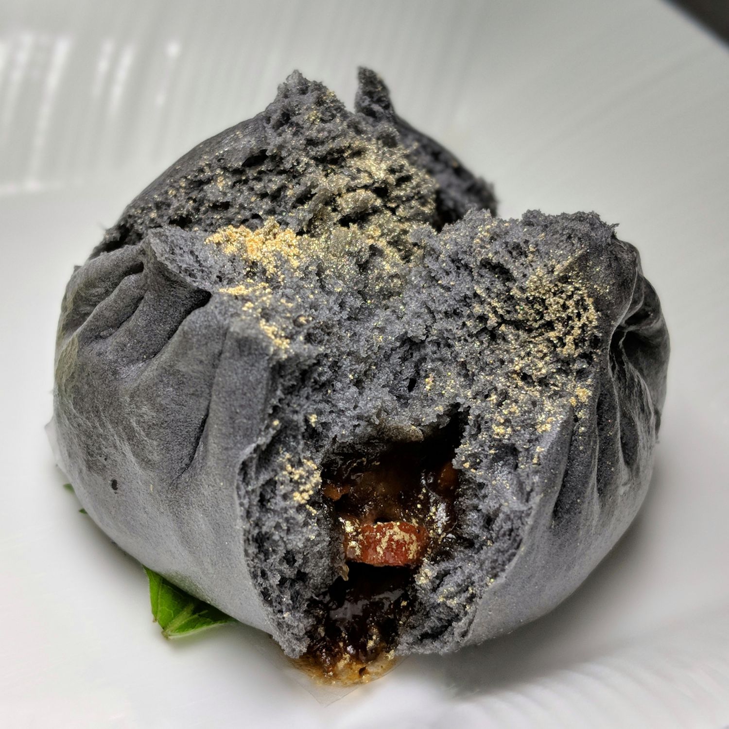 capella singapore Cassia Steamed Charcoal Barbecued Kagoshima Pork Bun with Black Truffle