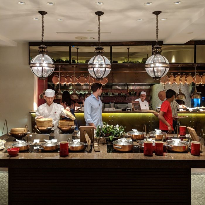 Hotel Review: Four Seasons Hotel Singapore (Four Seasons Executive ...