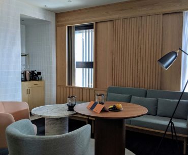 kimpton da an hotel taipei da an suite living room