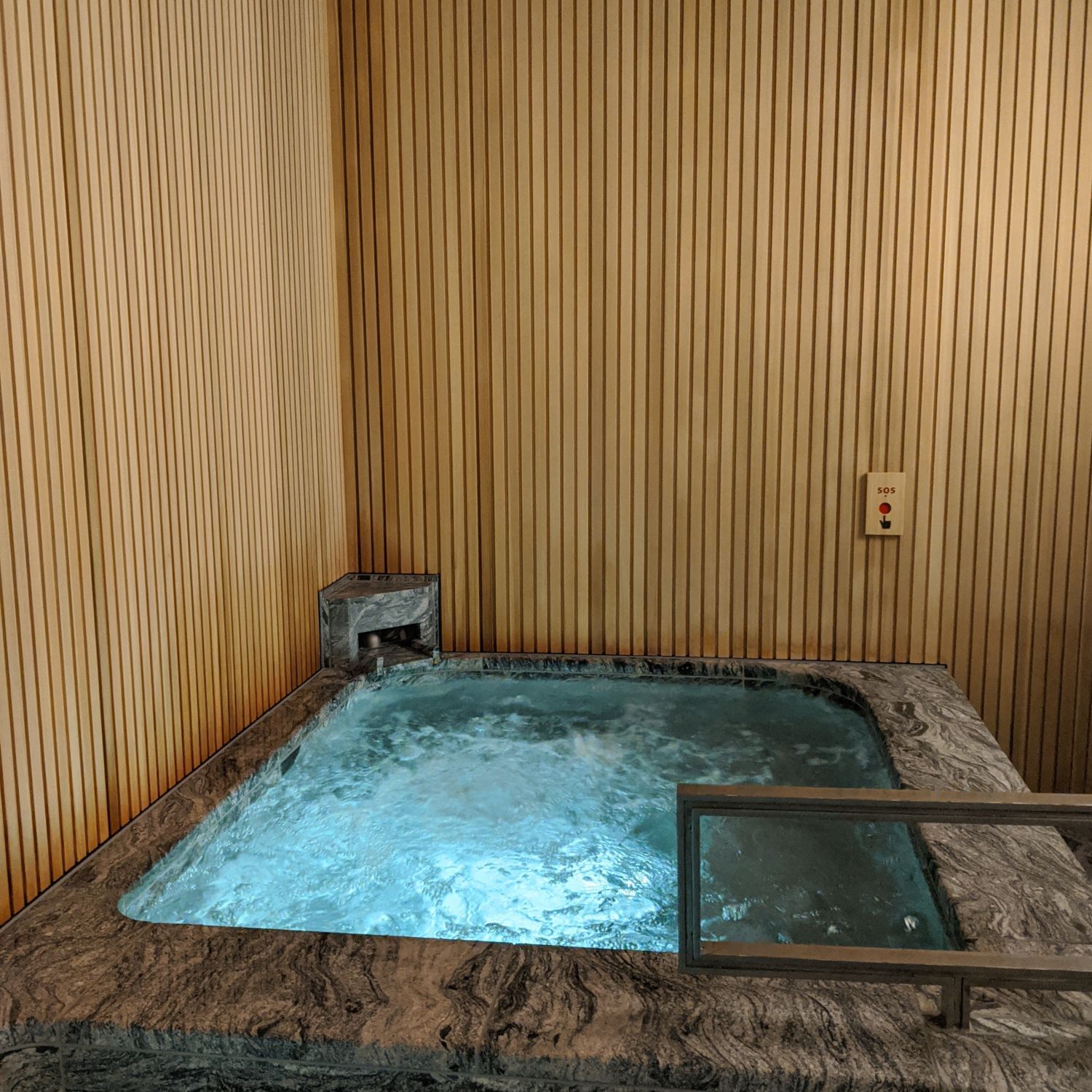 park hyatt kyoto wellness centre hot tub