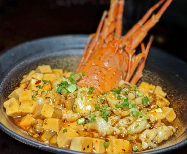 mott 32 singapore Signature Lobster “Ma Po Tofu”