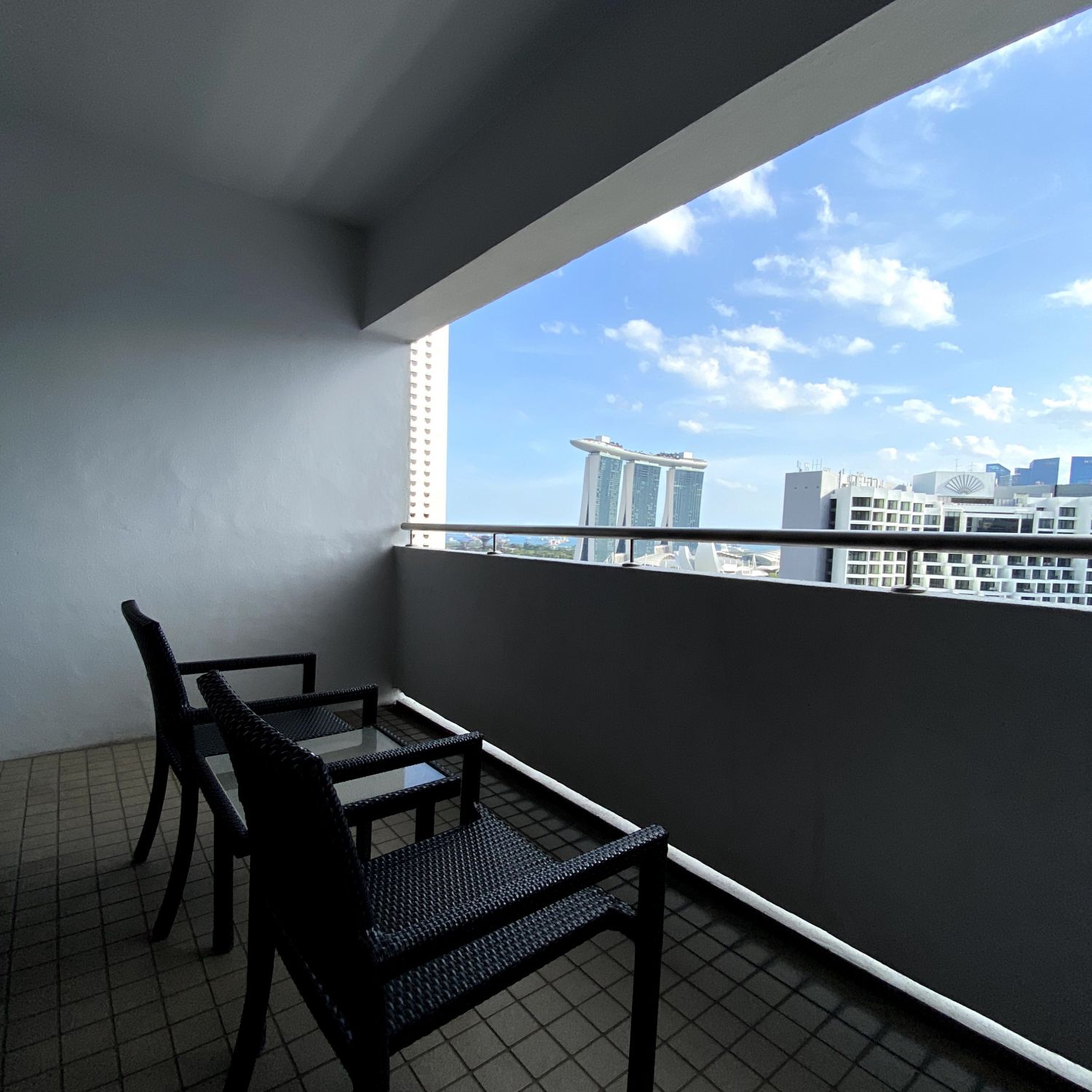 pan pacific singapore deluxe king balcony balcony