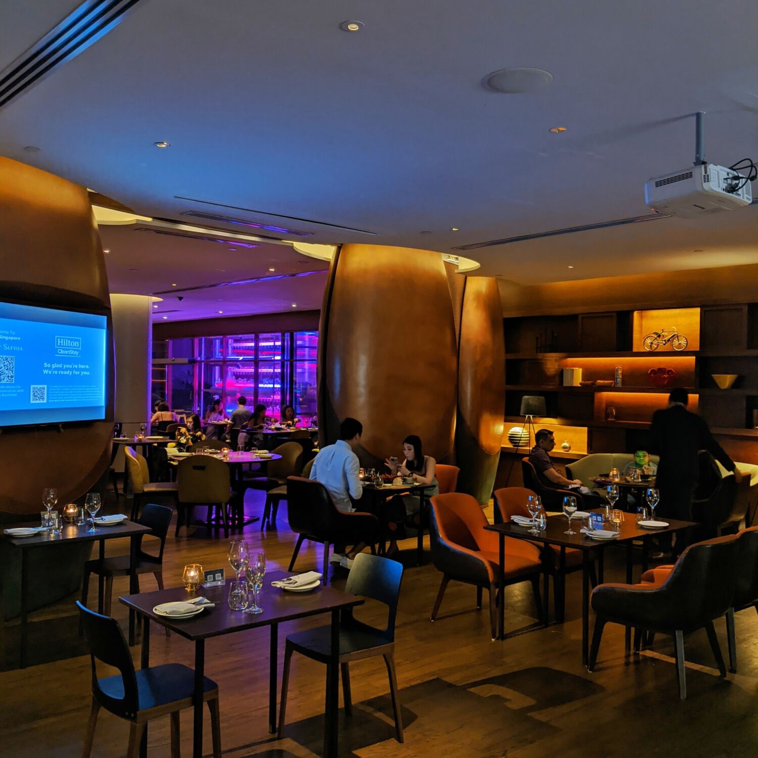 Hilton Singapore Opus Bar & Grill