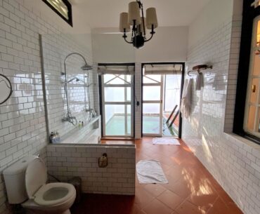 Villa Samadhi Singapore Luxe Sarang Bathroom