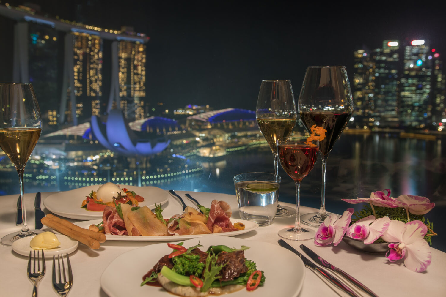 Mandarin Oriental, Singapore Stay and Dine In