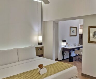 Goodwood Park Hotel Singapore Poolside Suite