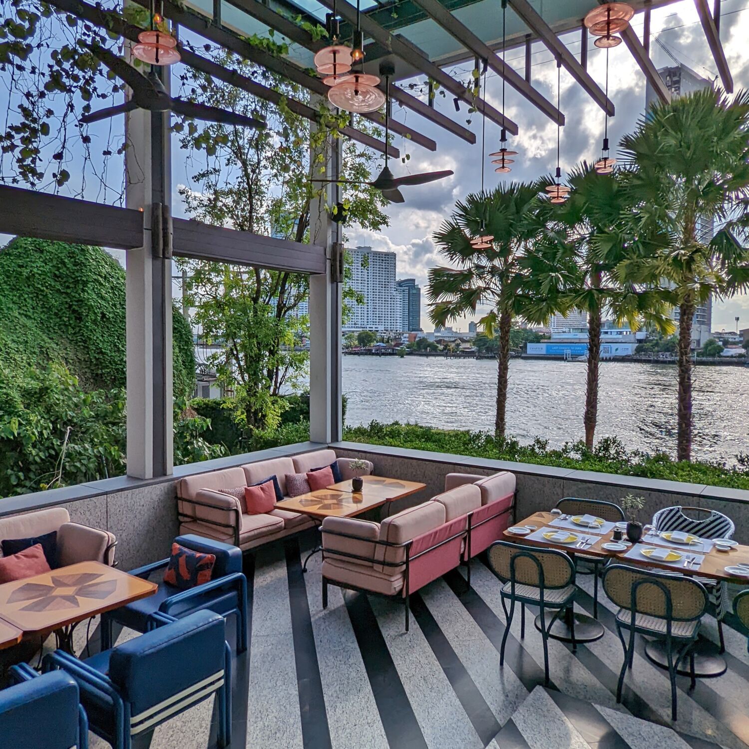 Four Seasons Hotel Bangkok at Chao Phraya River Riva del Fiume Ristorante