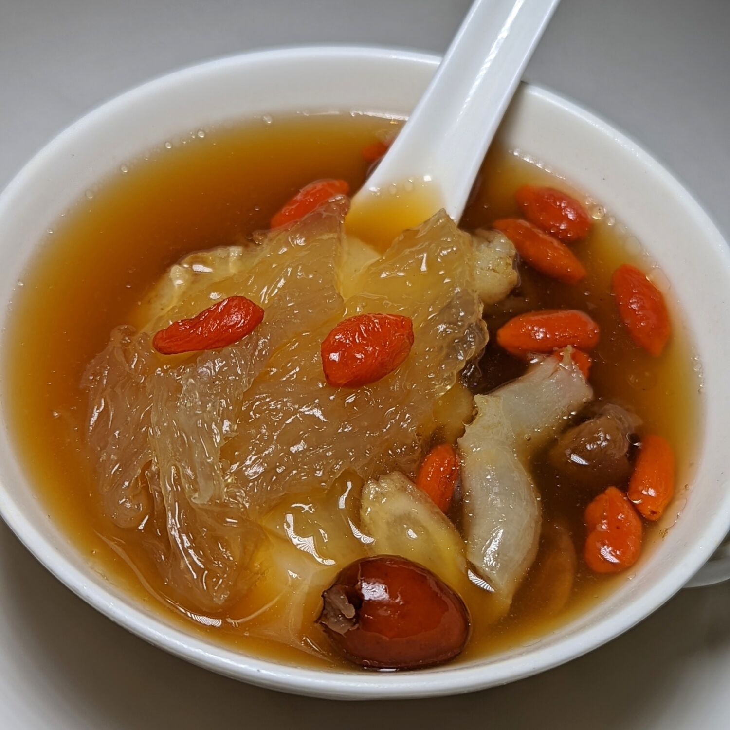 Regent Singapore Summer Palace Nutritious Bird's Nest Broth with Fish Maw, Dried Scallops and Ginseng For Ladies