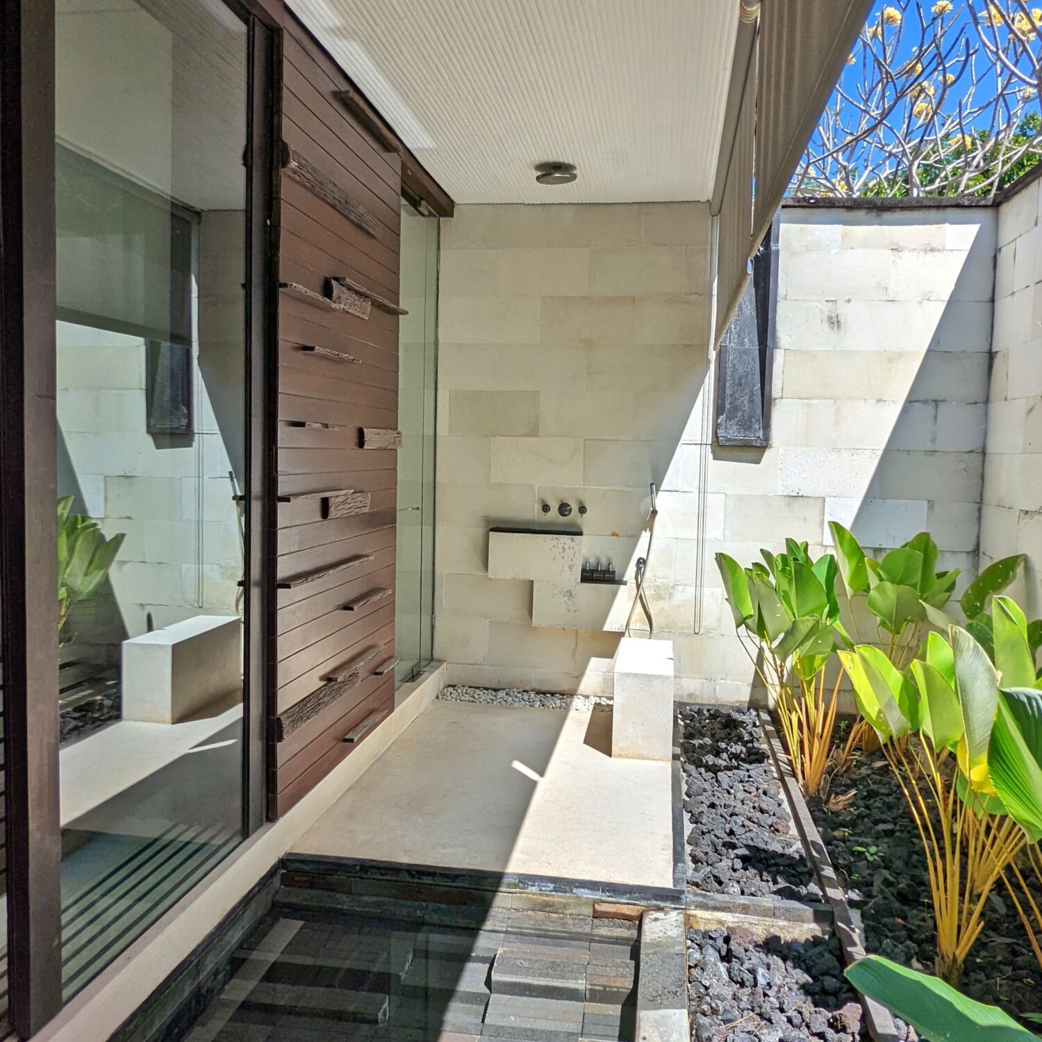 Alila Villas Uluwatu Bali One-Bedroom Pool Villa Outdoor Shower