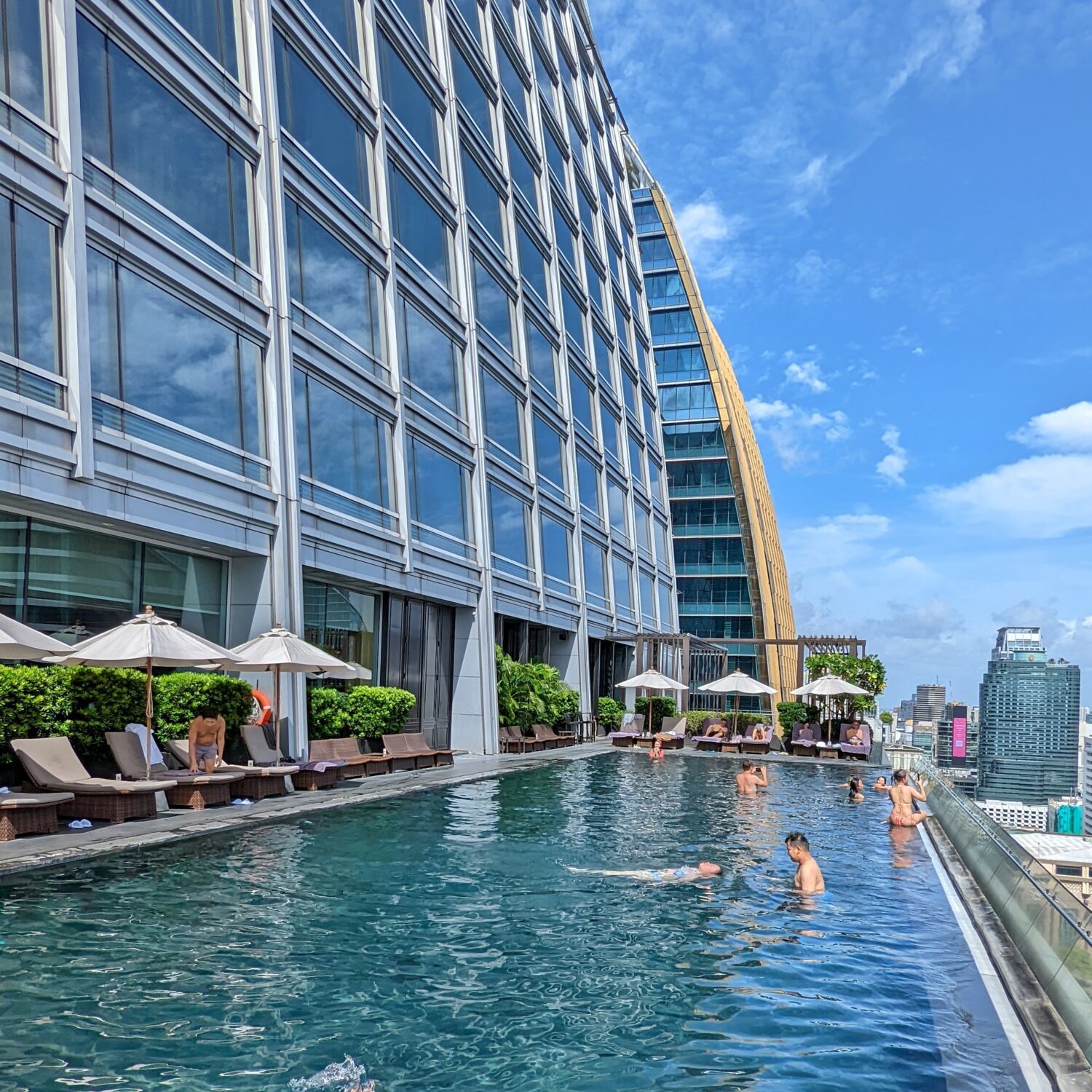 The Okura Prestige Bangkok Swimming Pool