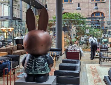 Hotel Review: Conservatorium Hotel Amsterdam (Grand Junior Suite) – Experiential Duality and Stunning Architecture in Historic Landmark Building