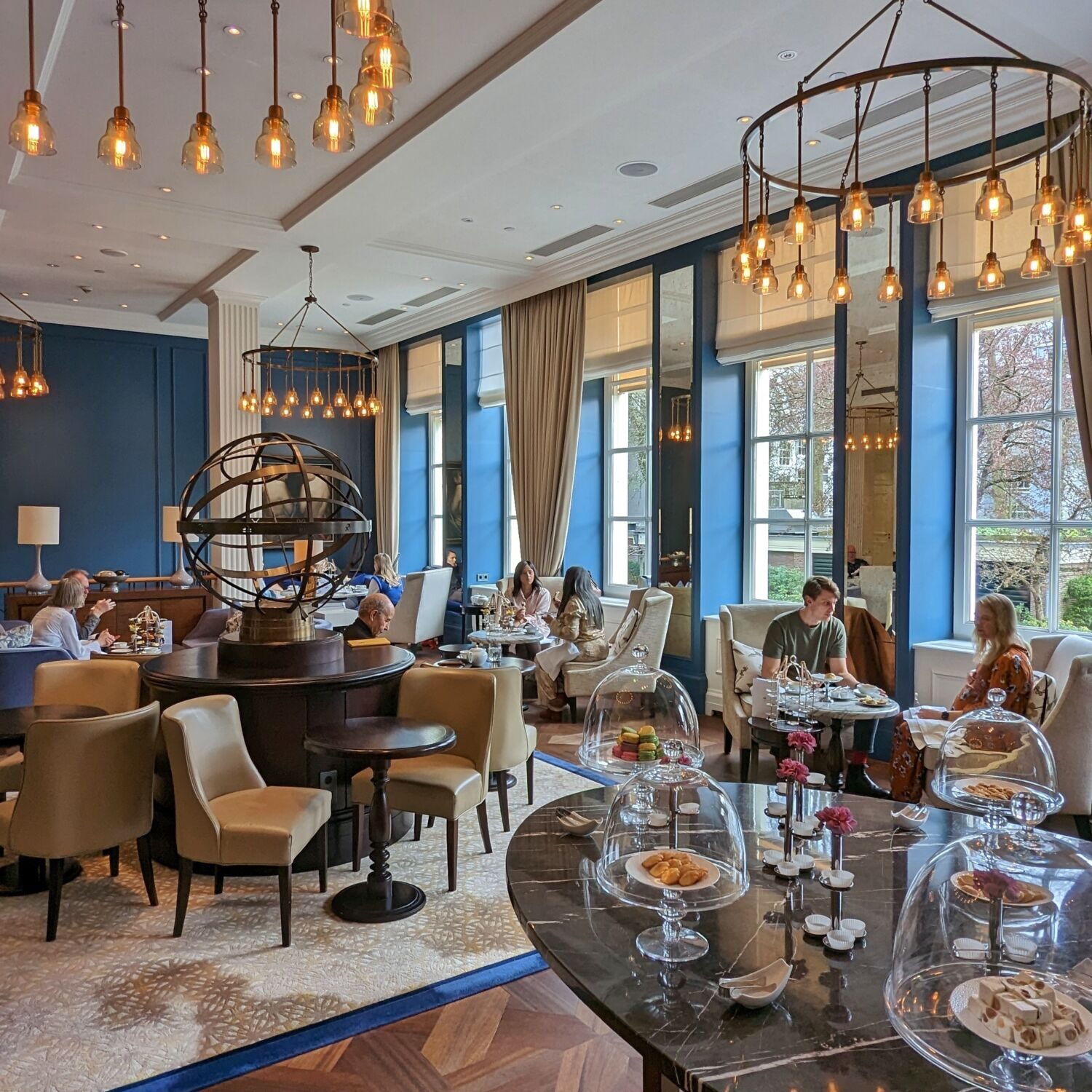 Waldorf Astoria Amsterdam Peacock Alley