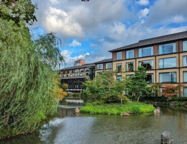 Hotel Review: Four Seasons Hotel Kyoto (Premier Garden View Room) – Zen Sanctuary with Scenic 12th-Century Pond Garden
