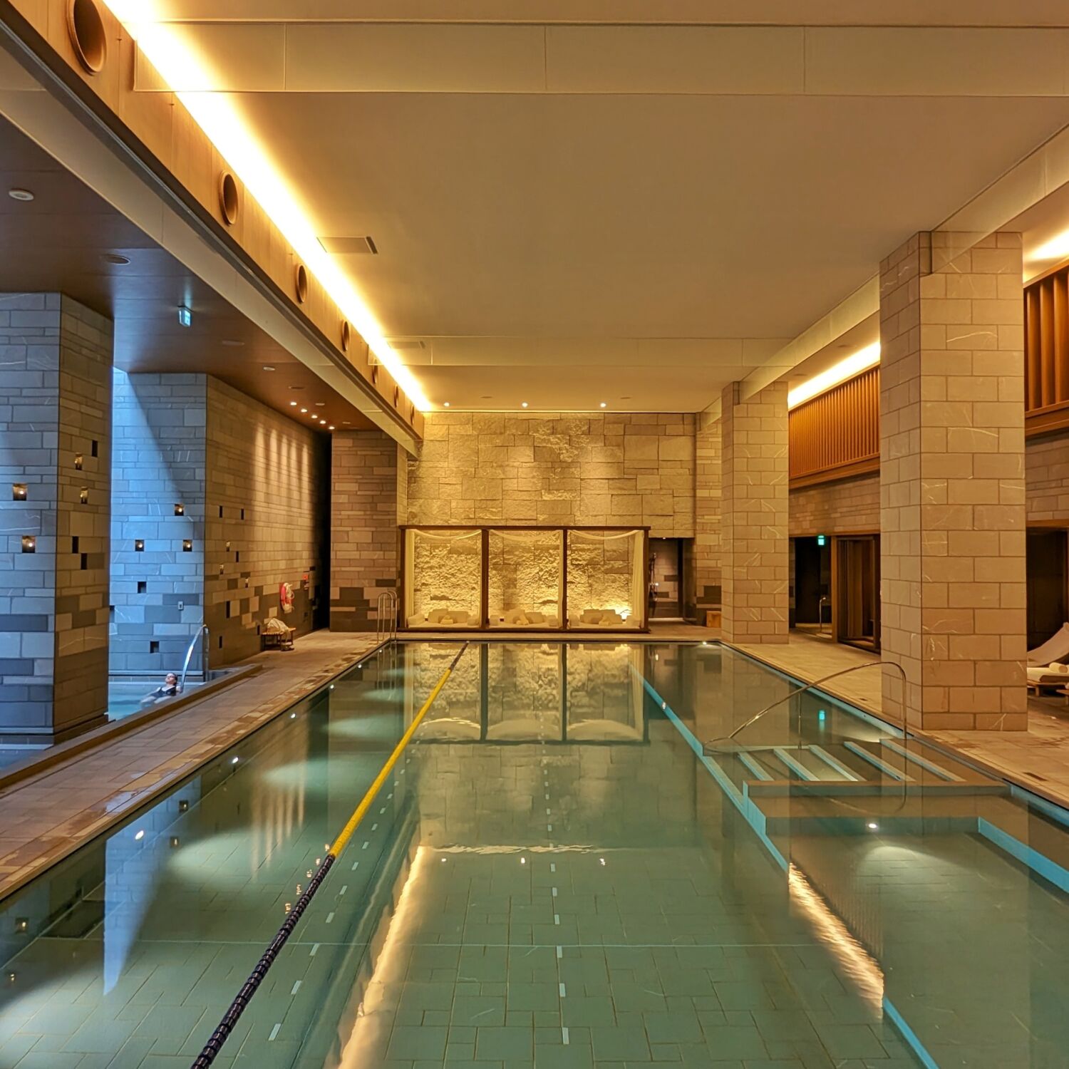 Four Seasons Hotel Kyoto Indoor Pool