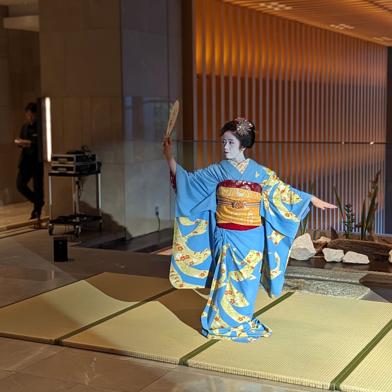 Four Seasons Hotel Kyoto Lobby Maiko Performance