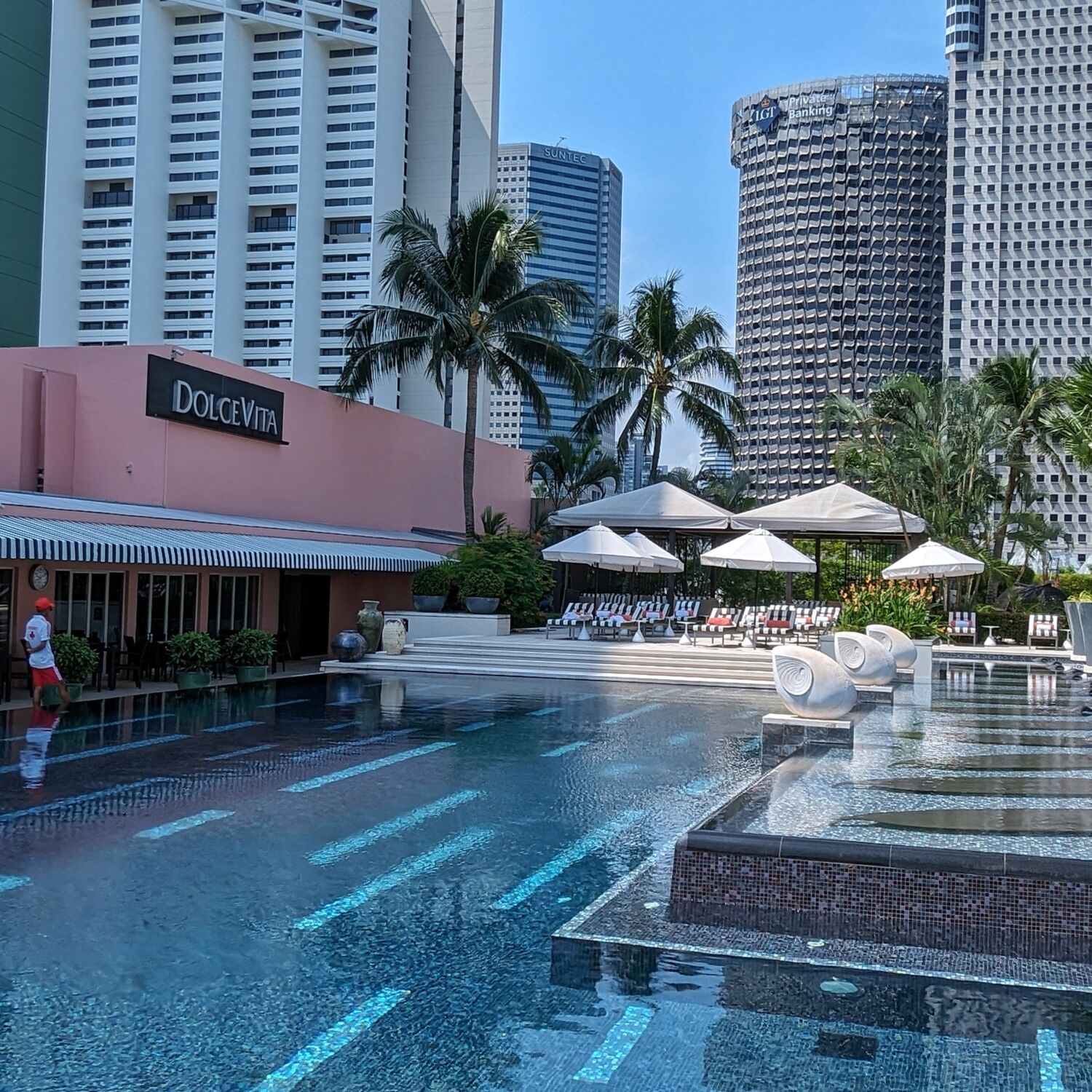 Mandarin Oriental, Singapore Swimming Pool
