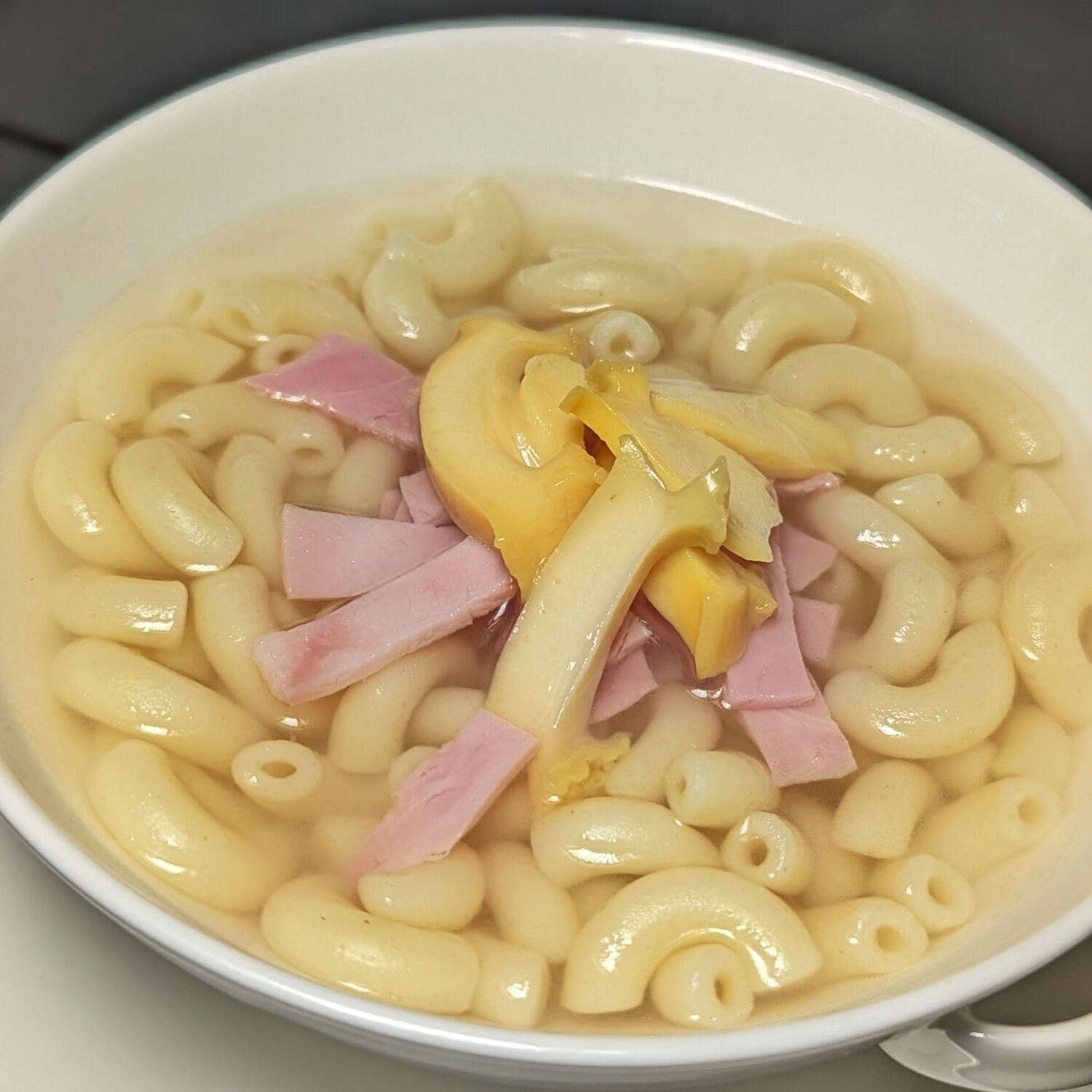 Regent Hong Kong Regent Club Breakfast Abalone Slice and Ham with Macaroni in Chicken Broth
