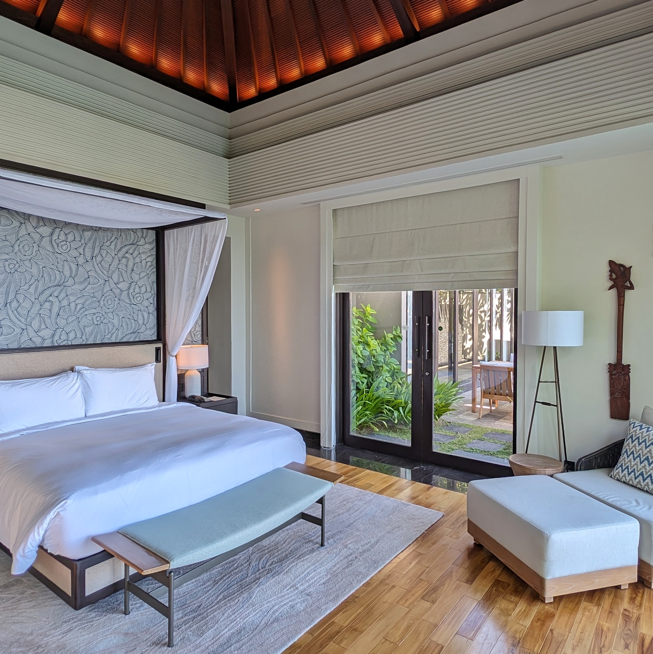 Umana Bali One Bedroom Ocean Pool Villa Bedroom