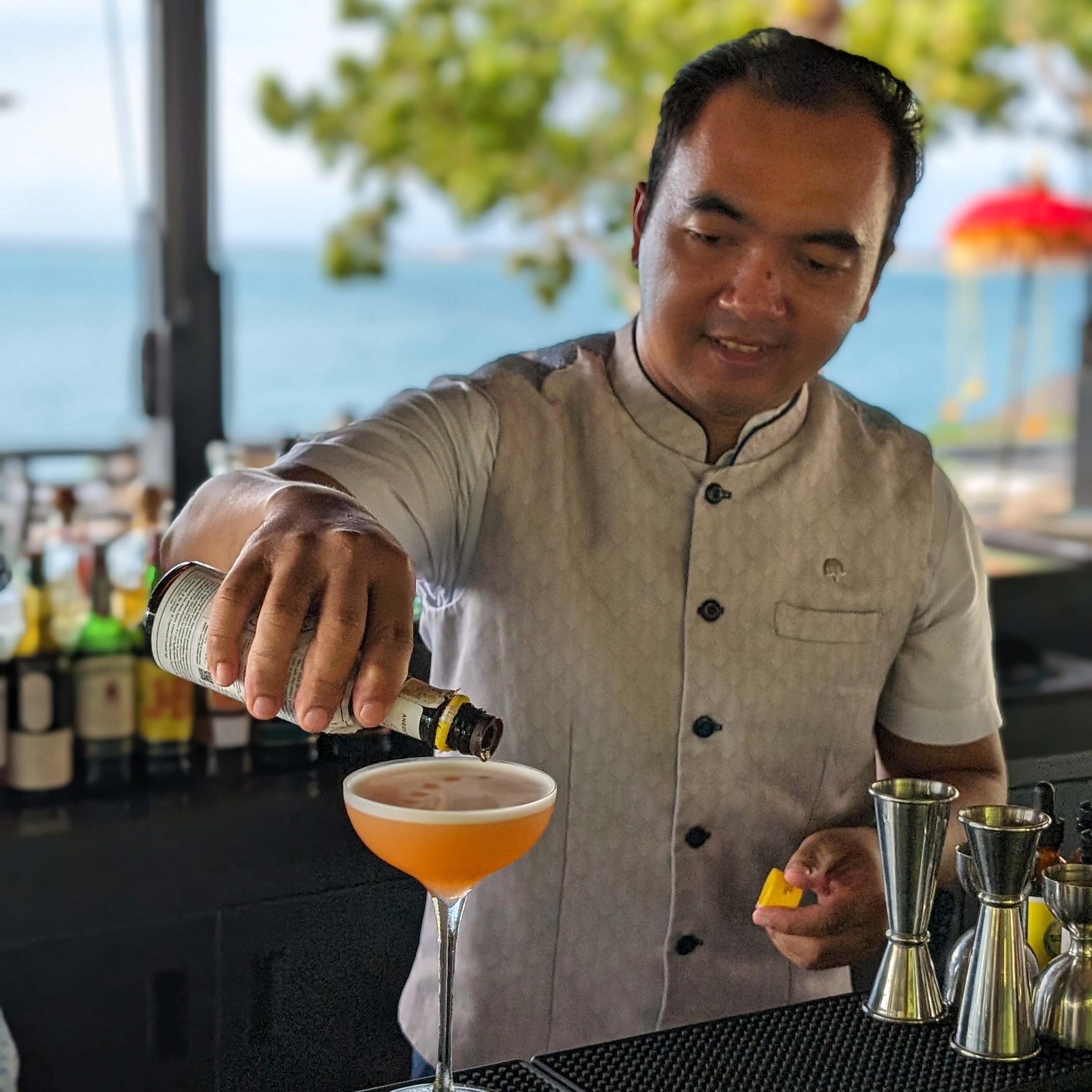Raffles Bali Loloan Beach Bar & Grill Cocktail Making Class