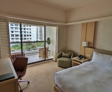 Conrad Singapore Orchard King Deluxe Suite